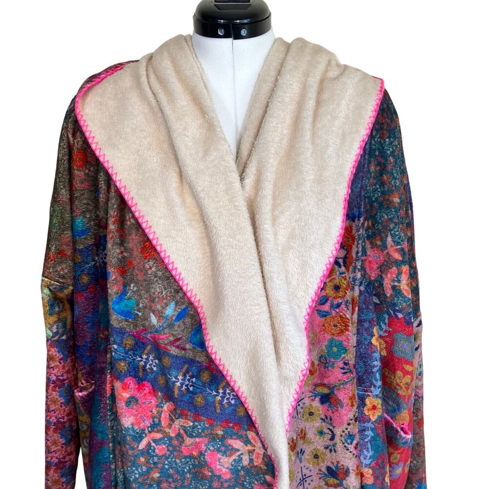 Natural Life Sz S/M Cozy Blanket Kimono Patchwork Floral Print Hood & Pockets - Picture 4 of 16
